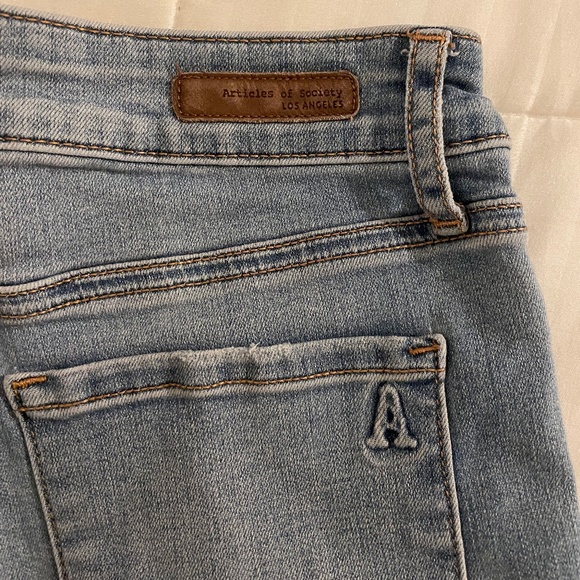 Articles of Society Light Wash Skinny Jeans (Size 27) - Picture 4 of 4